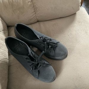 Platform shoes size 40,black,lace up,by Shelly